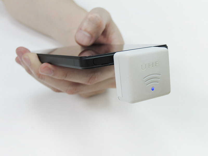 MTR30_Smartphone_UHF_Reader_ohhand_LED_Marson_800x600